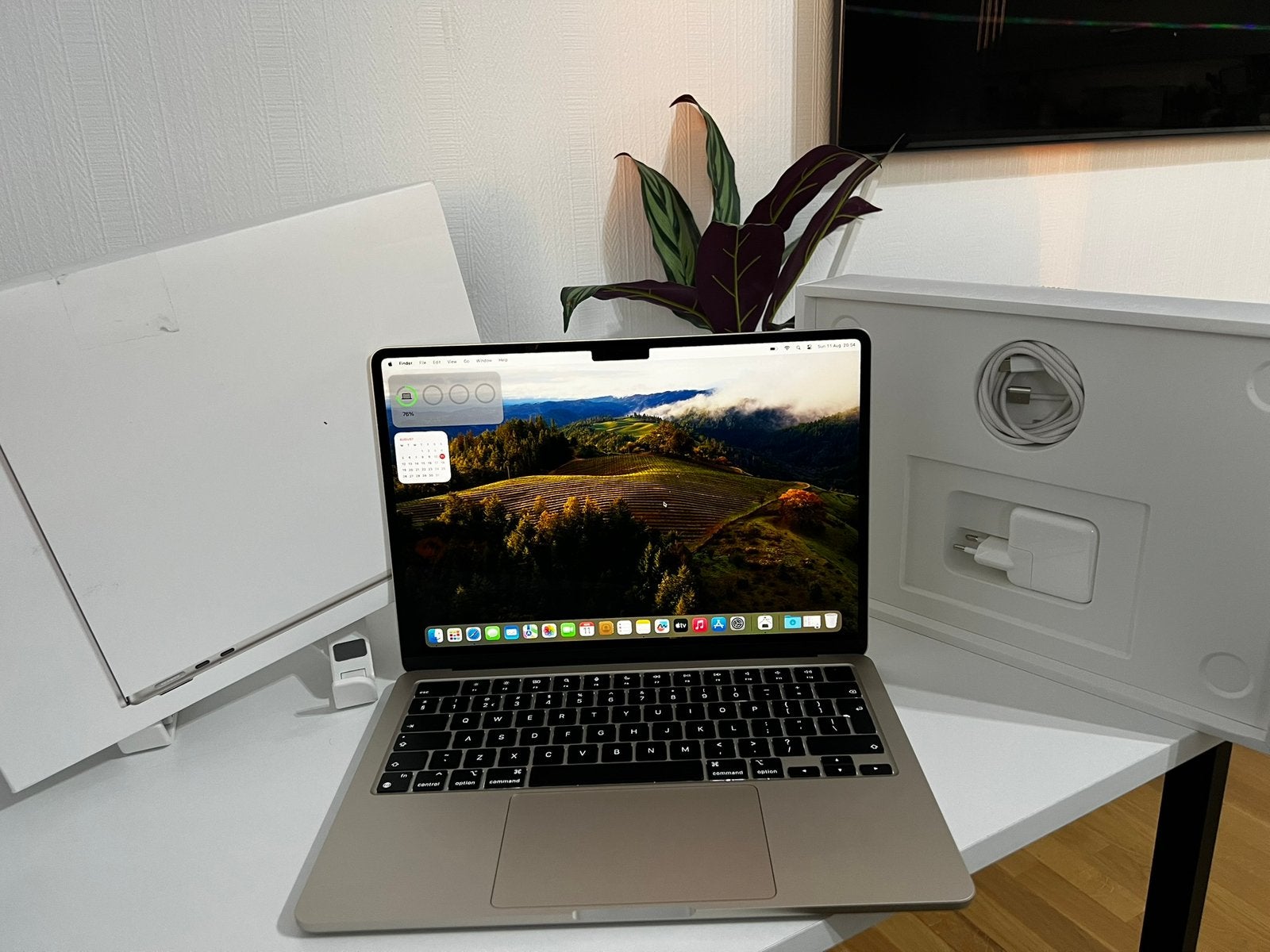 Apple MacBook Air 13,6-inch (2022) met Apple M2-chip., Ophalen, 256 GB, Qwerty, 8 GB