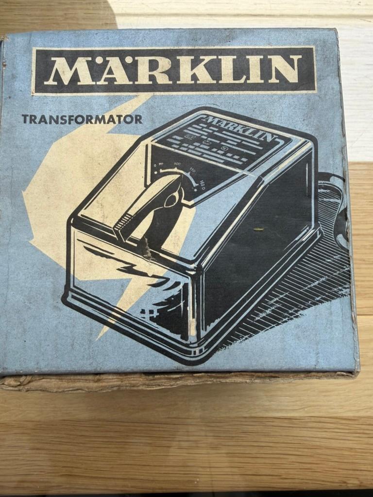 Märklin 6017 Transfo 16 VA, Hobby & Loisirs créatifs, Trains miniatures | HO, Analogique, Enlèvement ou Envoi, Courant alternatif