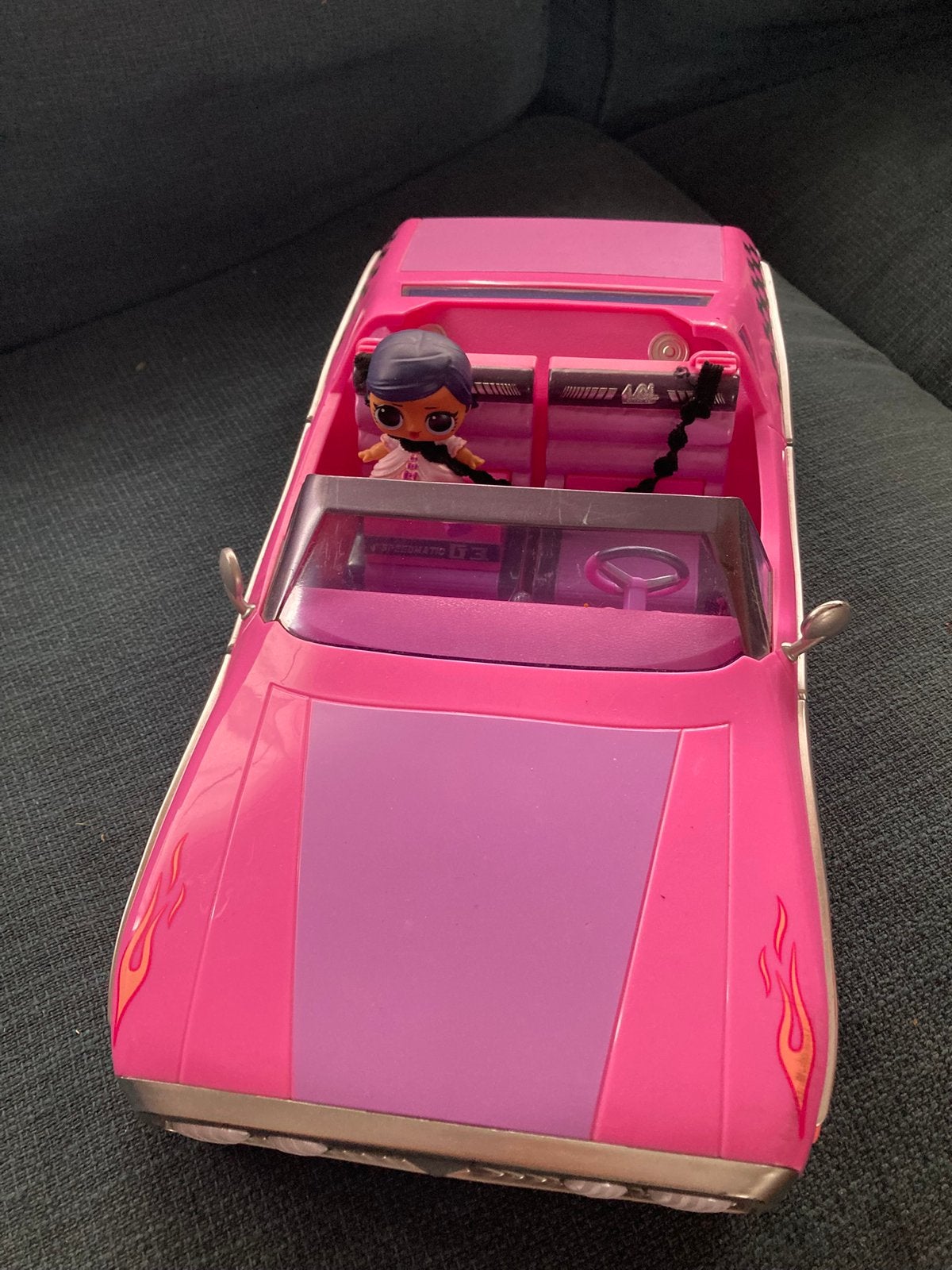 Voiture poupee lol, Enlèvement, Comme neuf