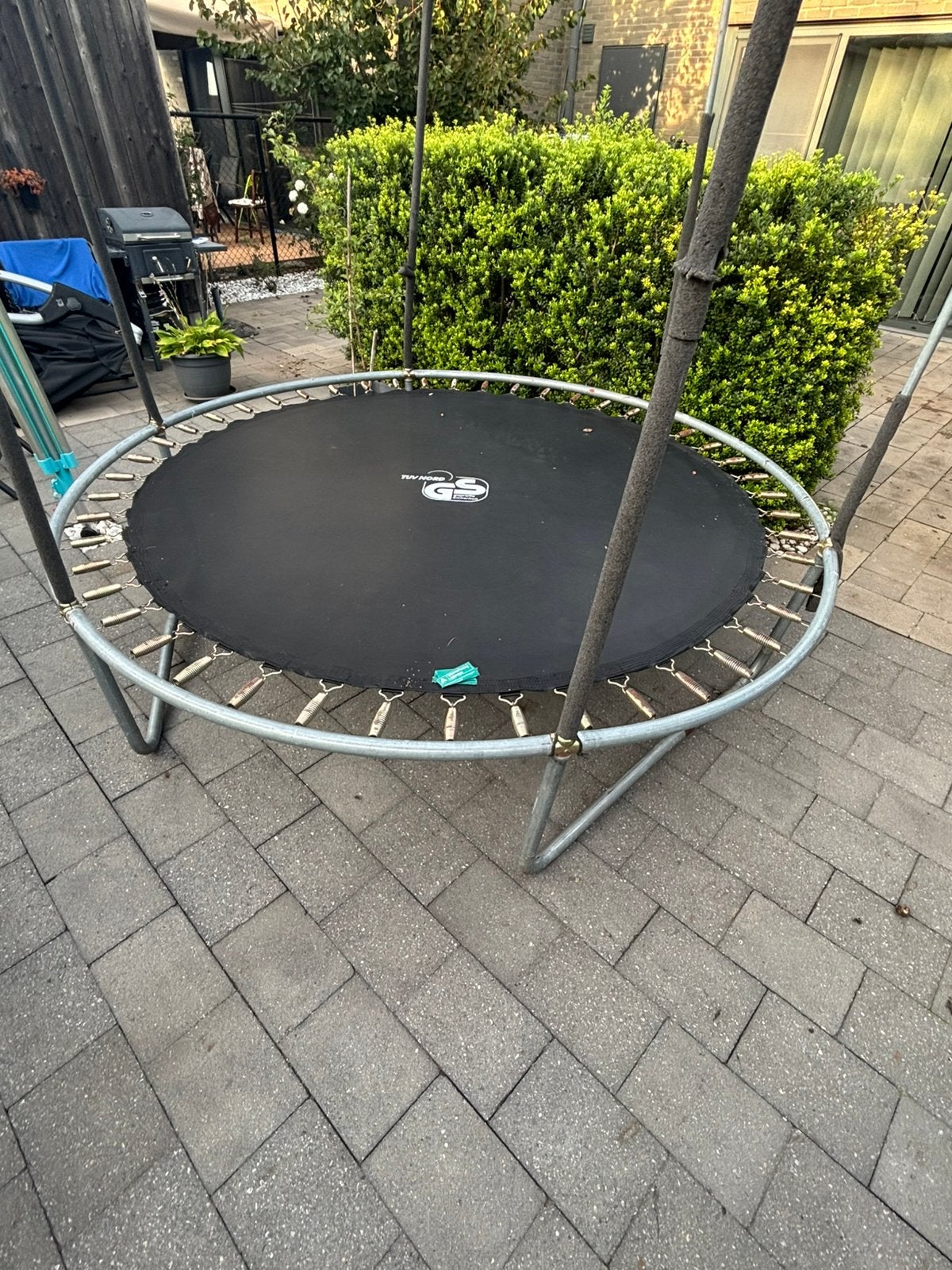 Trampoline met een net erbij, Kinderen en Baby's, Ophalen, Zo goed als nieuw