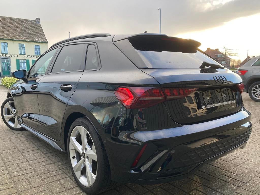 Audi A3 Sportback Sportback 1.5TFSI - S-LINE -Airco -GPS -Cr, Automaat, Stof, Zwart, 4 cilinders