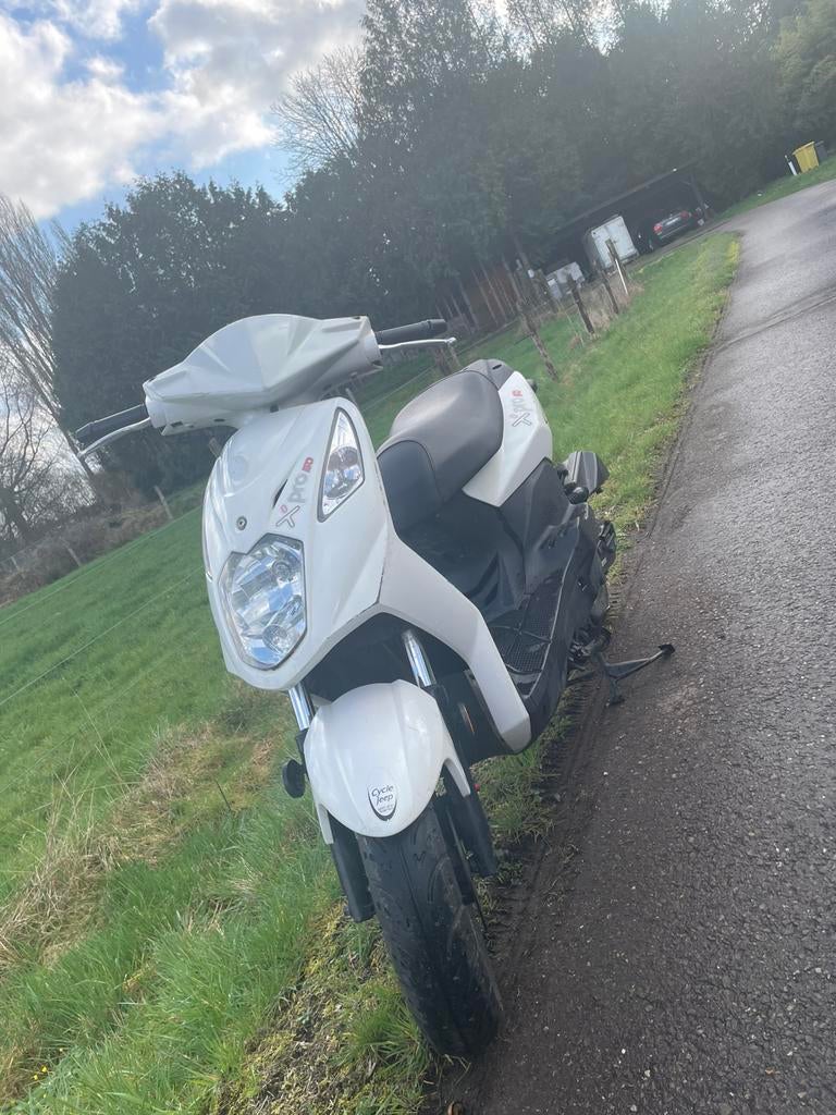 SYM X PRO, Fietsen en Brommers, Ophalen, Zo goed als nieuw, Elektrisch