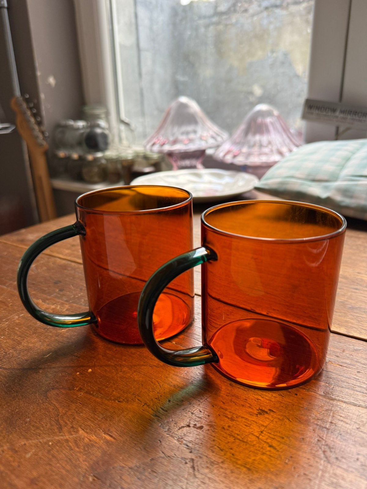 Lot de 2 mugs en verre coloré Zara Home, Maison & Meubles, Enlèvement, Verre