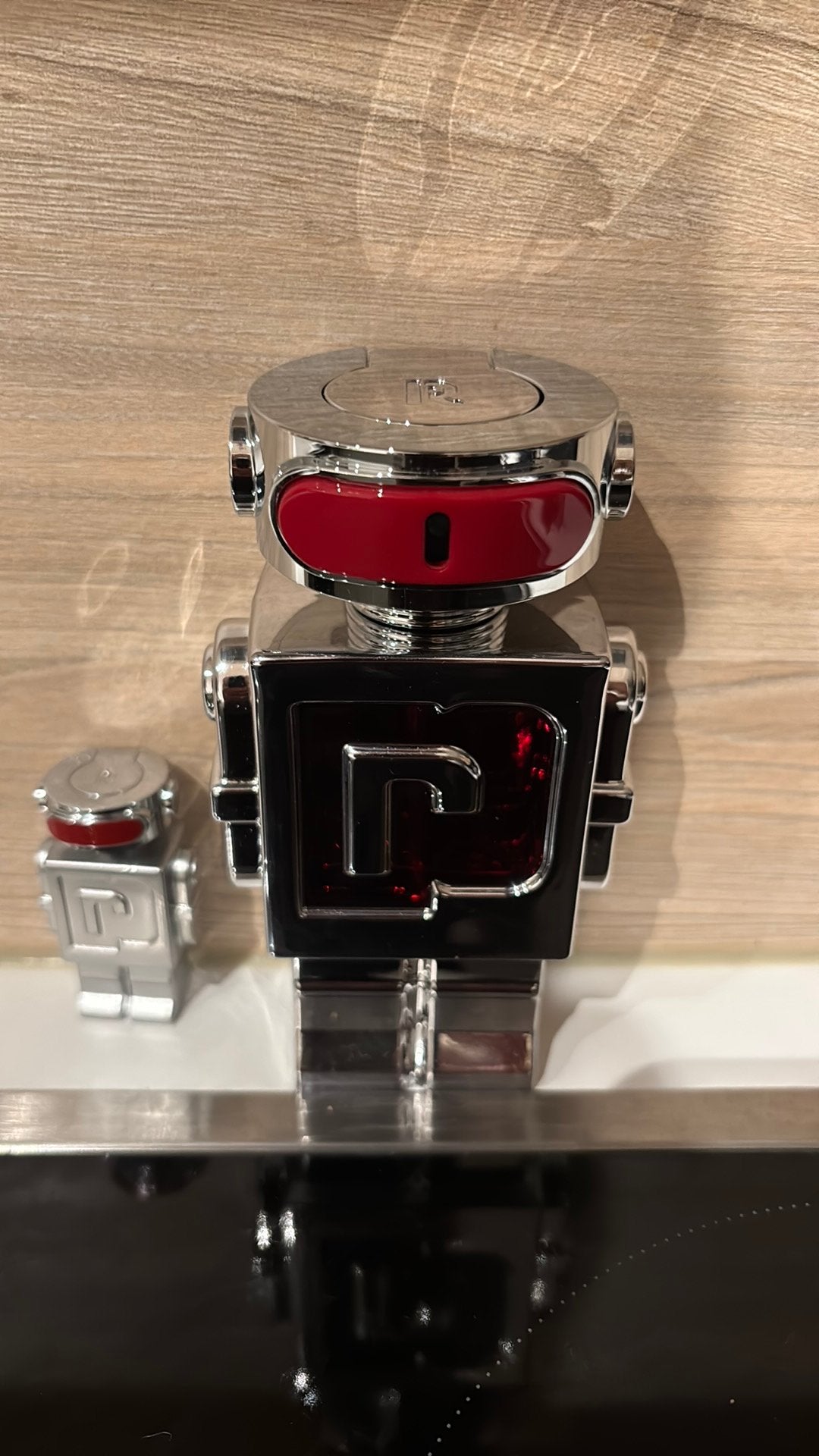 Paco rabanne phantom in red 100 ml + mini, Bijoux, Sacs & Beauté, Beauté | Parfums, Enlèvement, Comme neuf