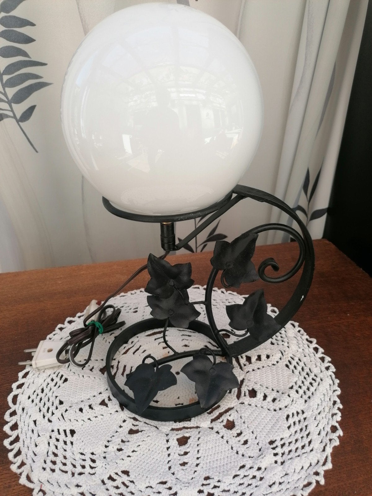 Ancienne lampe de bureau ou de table en fer forgé, Enlèvement ou Envoi