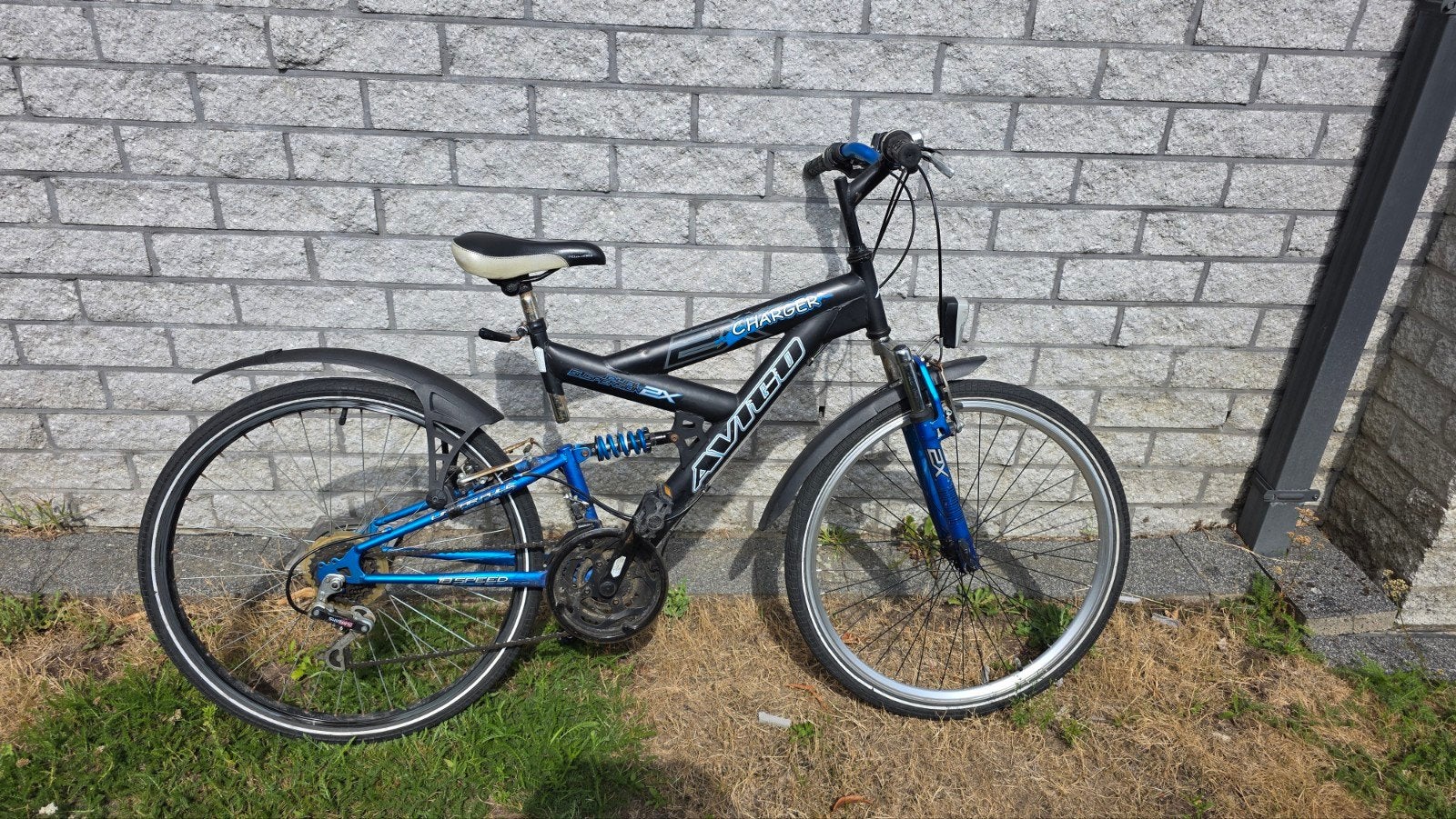 Stoere jongensfiets 10-12 jaar, Fietsen en Brommers, Velgrem, Zo goed als nieuw, Handrem, Ophalen