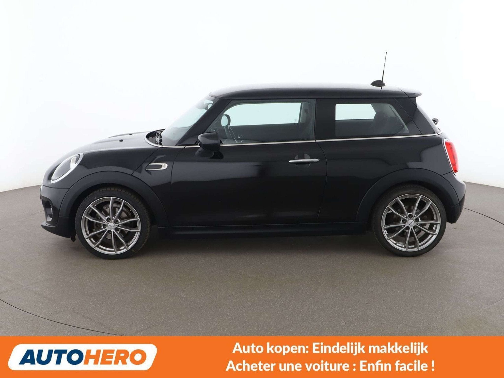 MINI One One (année de construction 2019), 75 kW, Achat, Euro 6, 1165 kg