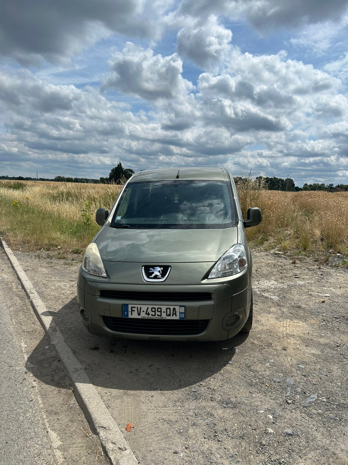 Peugeot partner tepee 1.6hdi, Auto's, Bestelwagens en Lichte vracht, Particulier, Peugeot, Groen, Ophalen