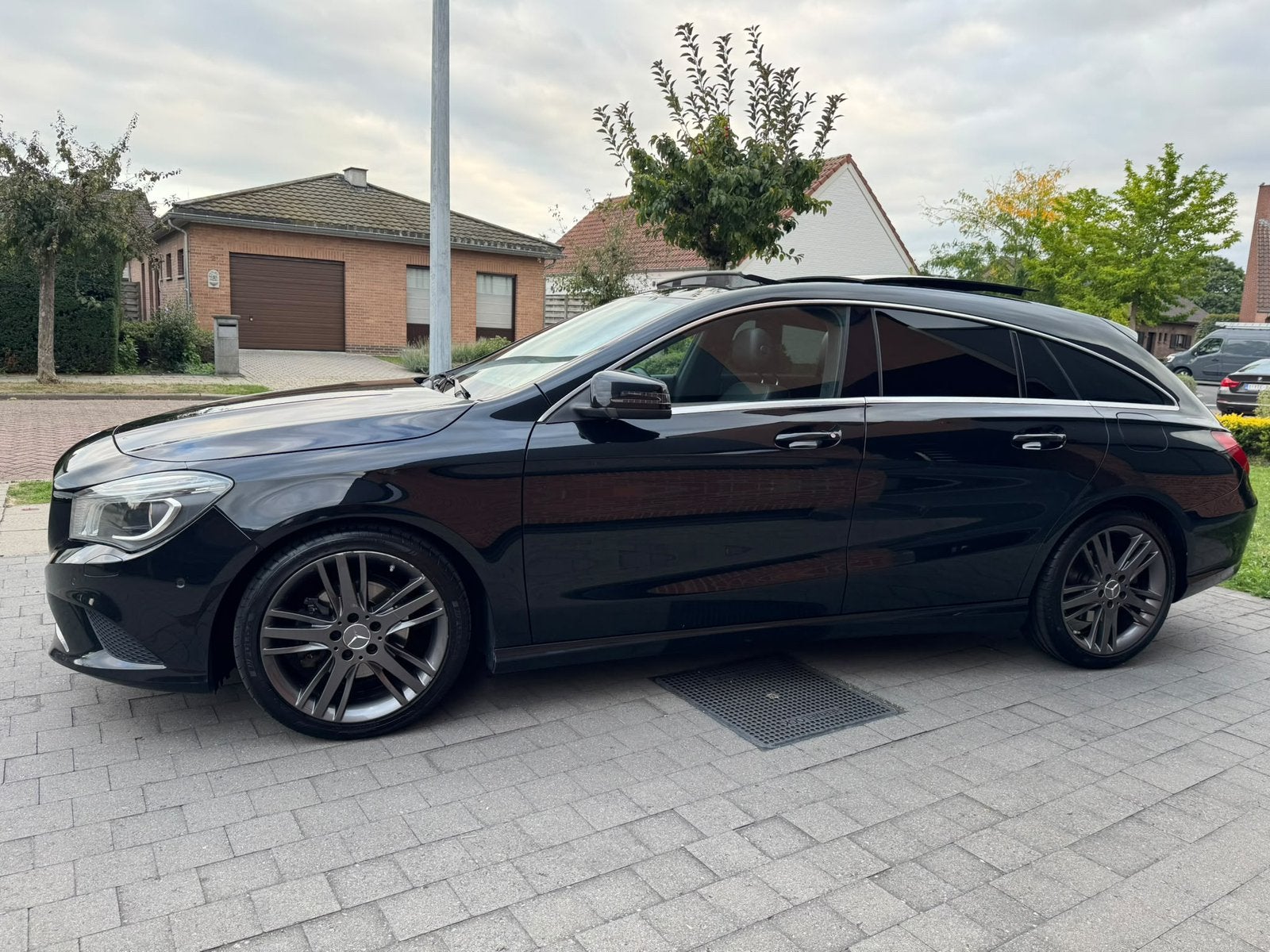 Mercedes CLA180 1.6 essence automatique, Achat, Euro 6, Entreprise, Noir