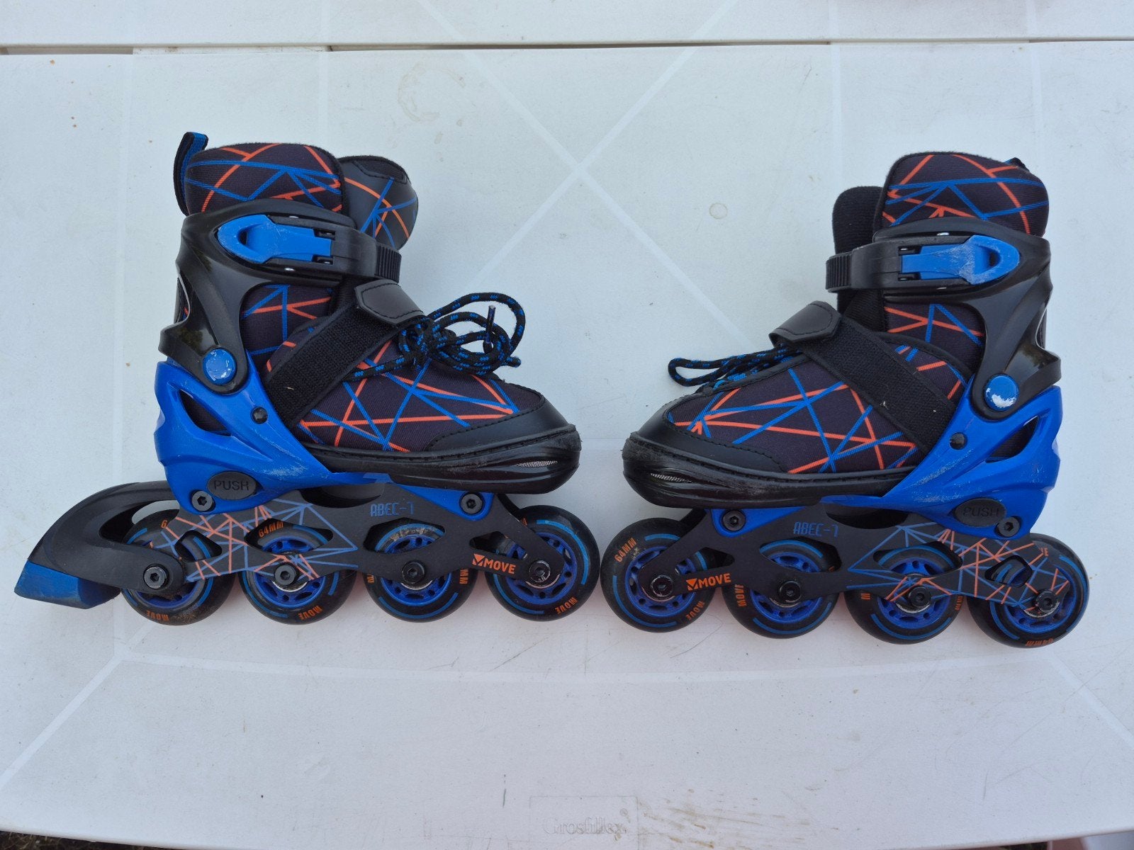 Inline skates 31-34, Sport en Fitness, Skeelers, Verstelbaar, Kinderen, Zo goed als nieuw, Inline skates 4 wielen