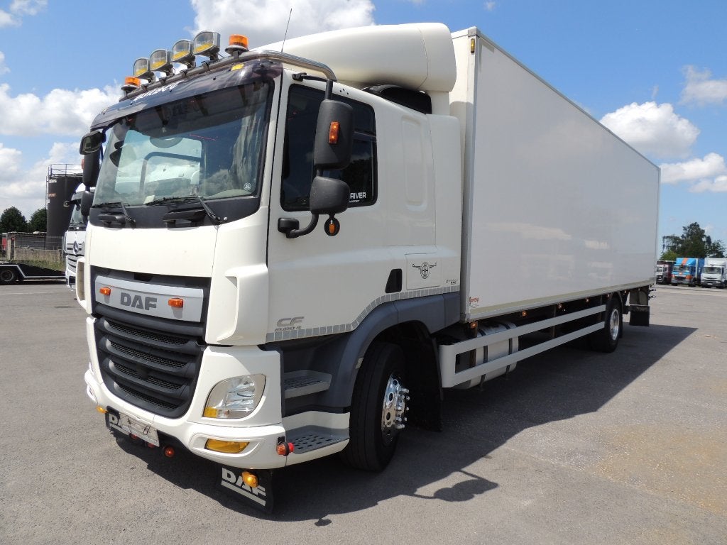 daf cf 280fa  2016 bakwagen, Auto's, Vrachtwagens, Bedrijf, Te koop, ABS, Adaptieve lichten, Adaptive Cruise Control, Airconditioning