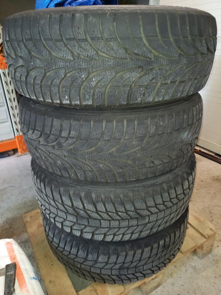 winterbanden, Auto-onderdelen, Banden en Velgen, Ophalen, Gebruikt, Banden en Velgen, 17 inch