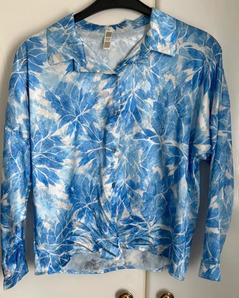 Gebloemde blouse taille unique, Kleding | Dames, Ophalen of Verzenden, Nieuw, Blauw