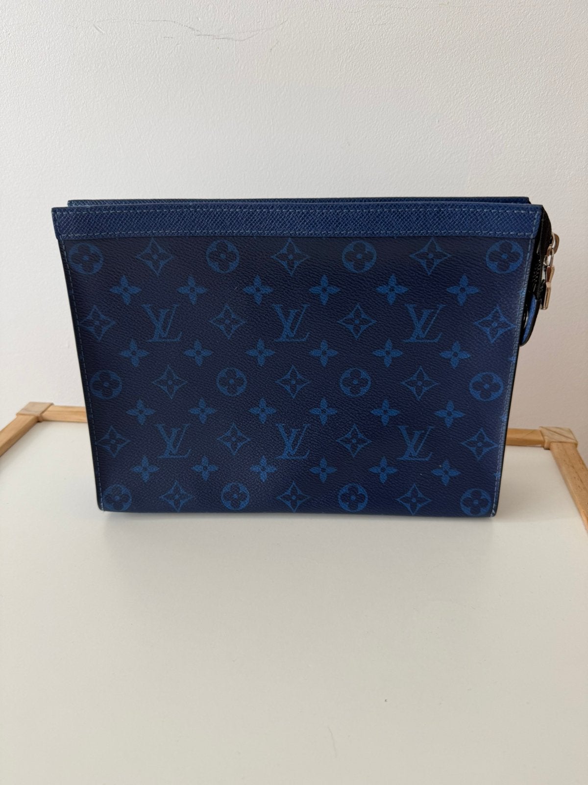 Louis vuitton pochette voyage, Handtassen en Accessoires, Toilettassen, Ophalen, Zo goed als nieuw