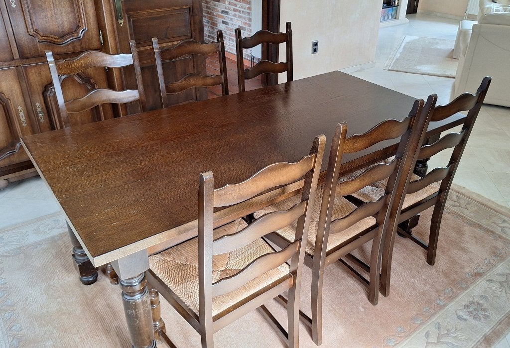 te koop Eettafel met zes stoelen, Ophalen
