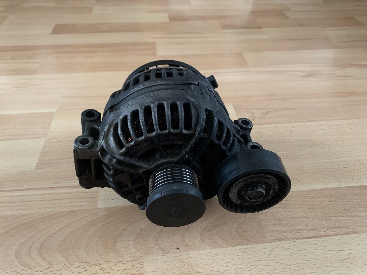 dynamo BMW 1 + 3 serie benzine 2.0 E81 E87 E90 E91 753296604, -, Utilisé, -, Enlèvement ou Envoi