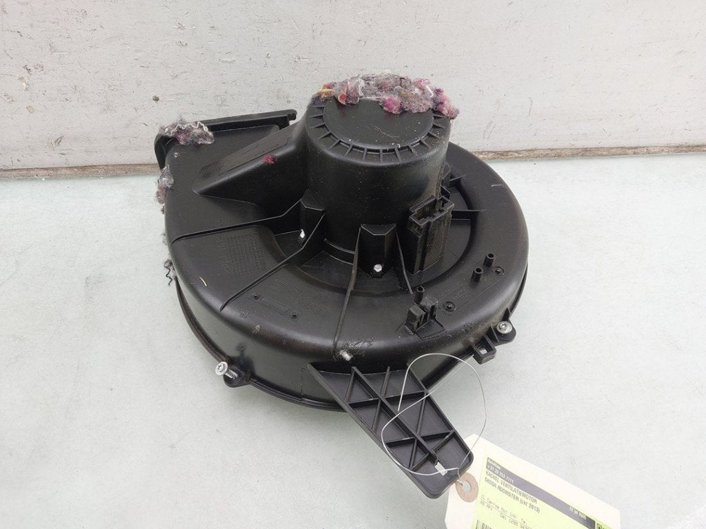 VENTILATEUR RADIATEUR MOTEUR Skoda Roomster (5J), Utilisé, Info@skoda-auto.de, Skoda, Max-Planck-Straße  3-5
64331  Weiterstadt, DE