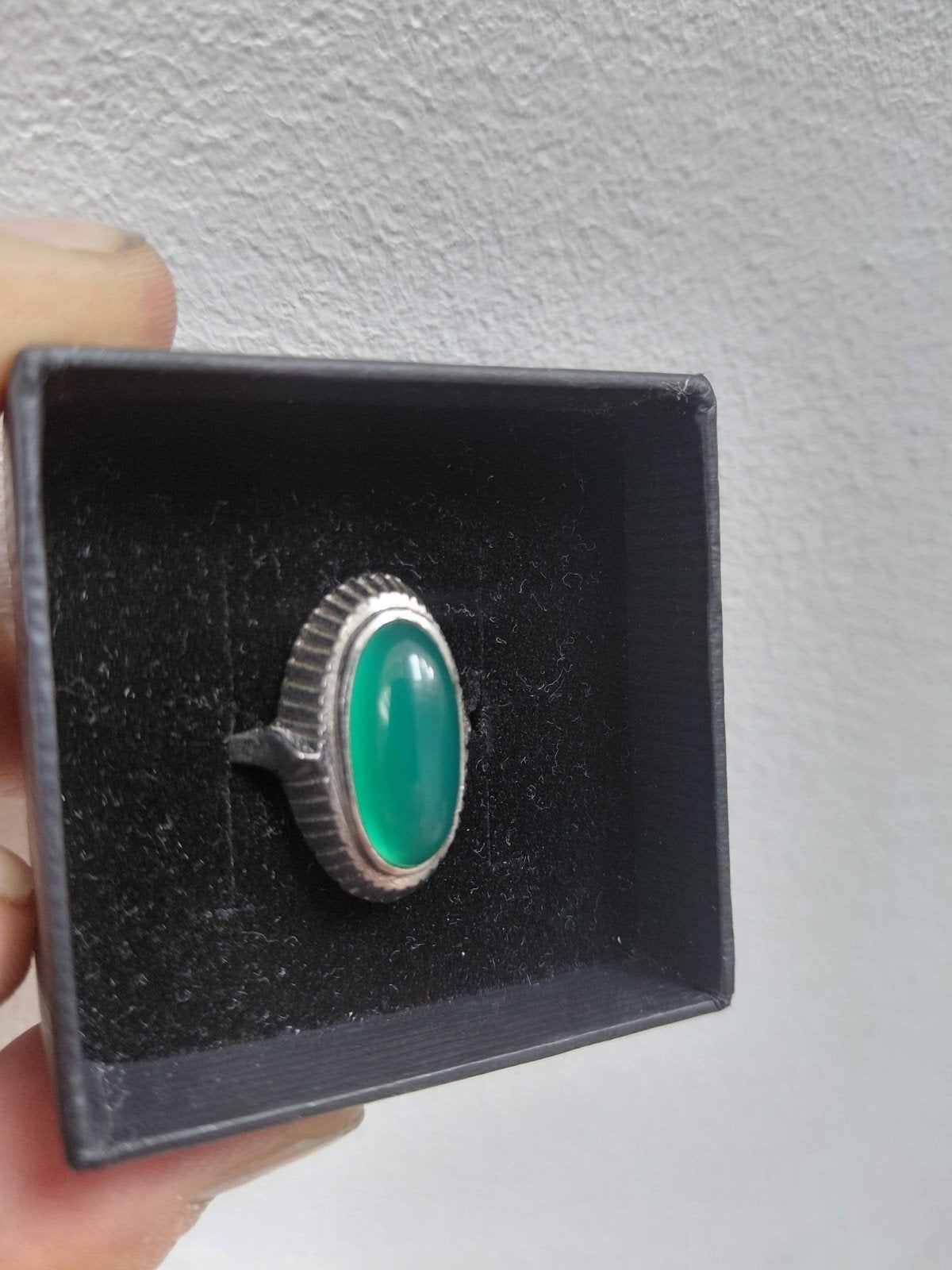 Bague vintage en argent avec pierre précieuse verte ovale (a, Bijoux, Sacs & Beauté, Bagues, Enlèvement, Utilisé, Vert, Argent