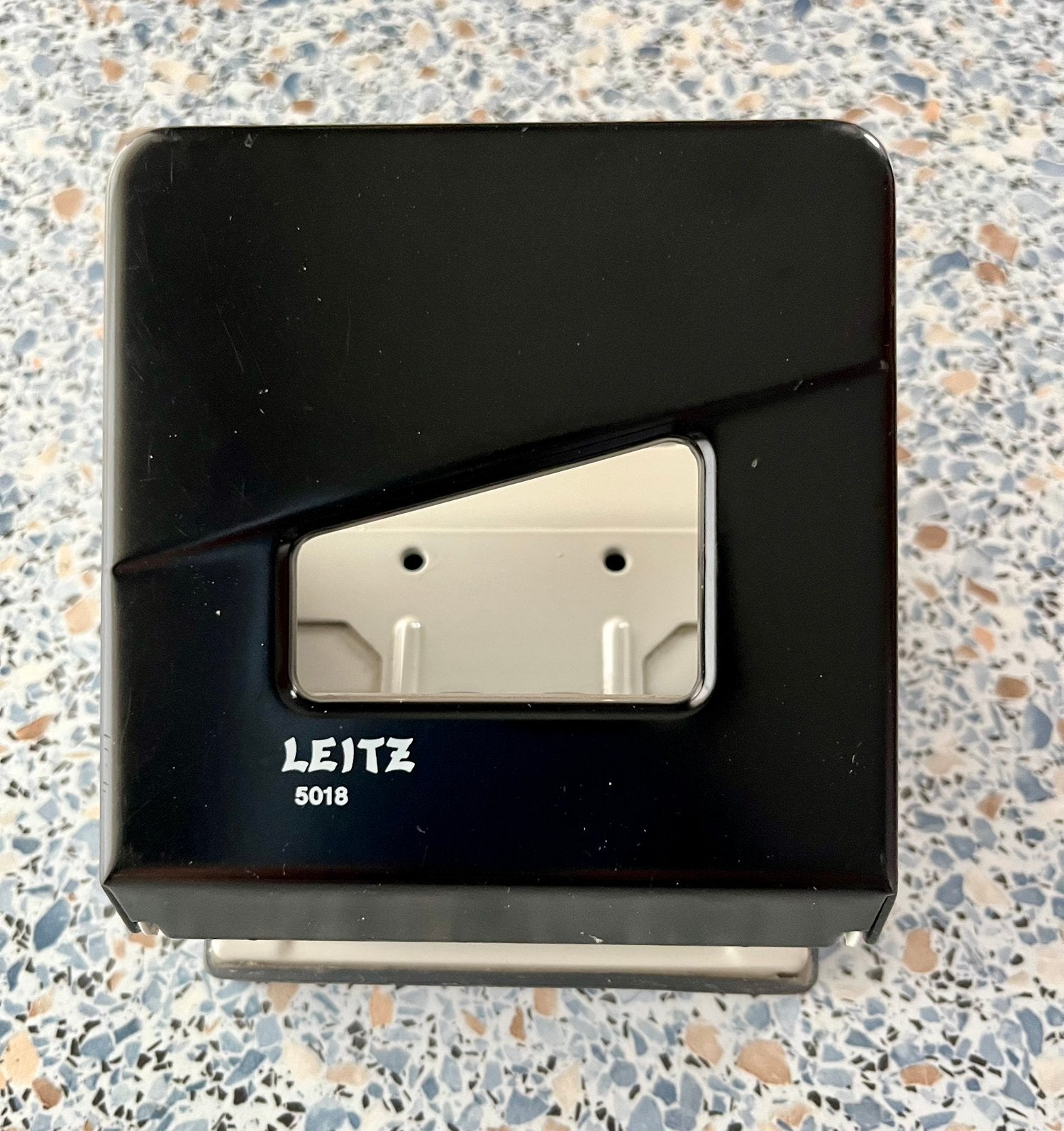 Vintage perforator met West Germany DIN 32 cassette, Diversen, Ophalen, Zo goed als nieuw