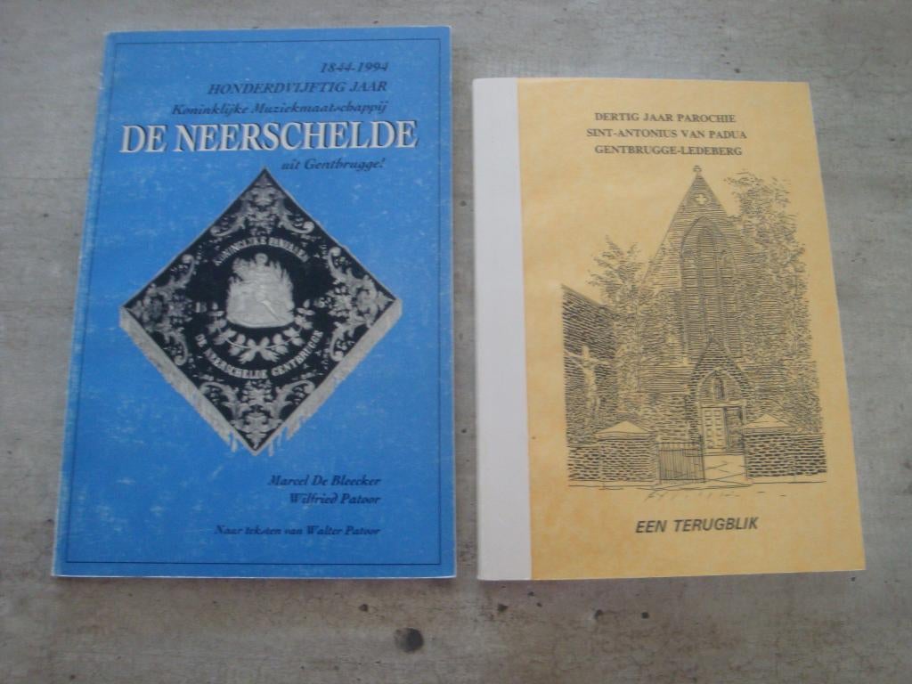 TWEE BOEKEN: DE NEERSCHELDE - 30 JAAR PAROCHIE ST.-ANTONIUS, Boeken, Ophalen of Verzenden, Gelezen