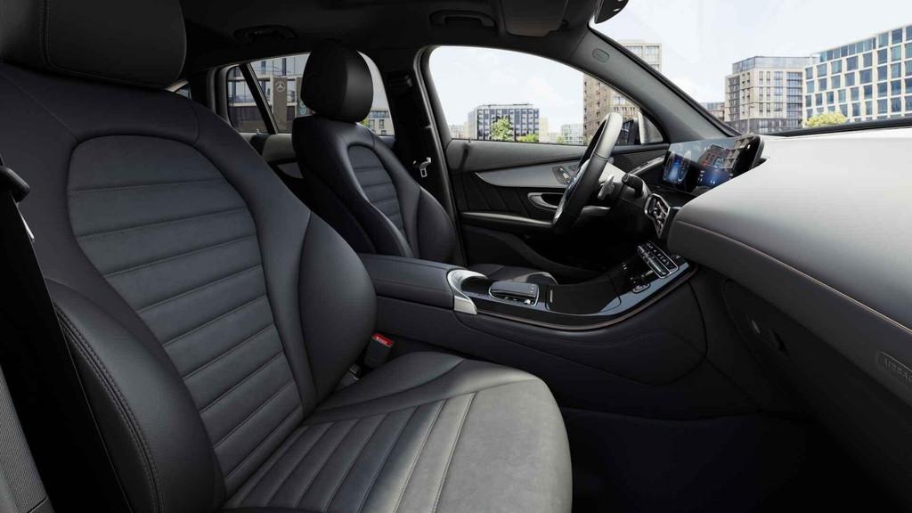 Mercedes-Benz EQC-Klasse 400 4MATIC SUV AMG Line | Panoramis, Auto's, Automaat, 413 km, Stof, Traction-control