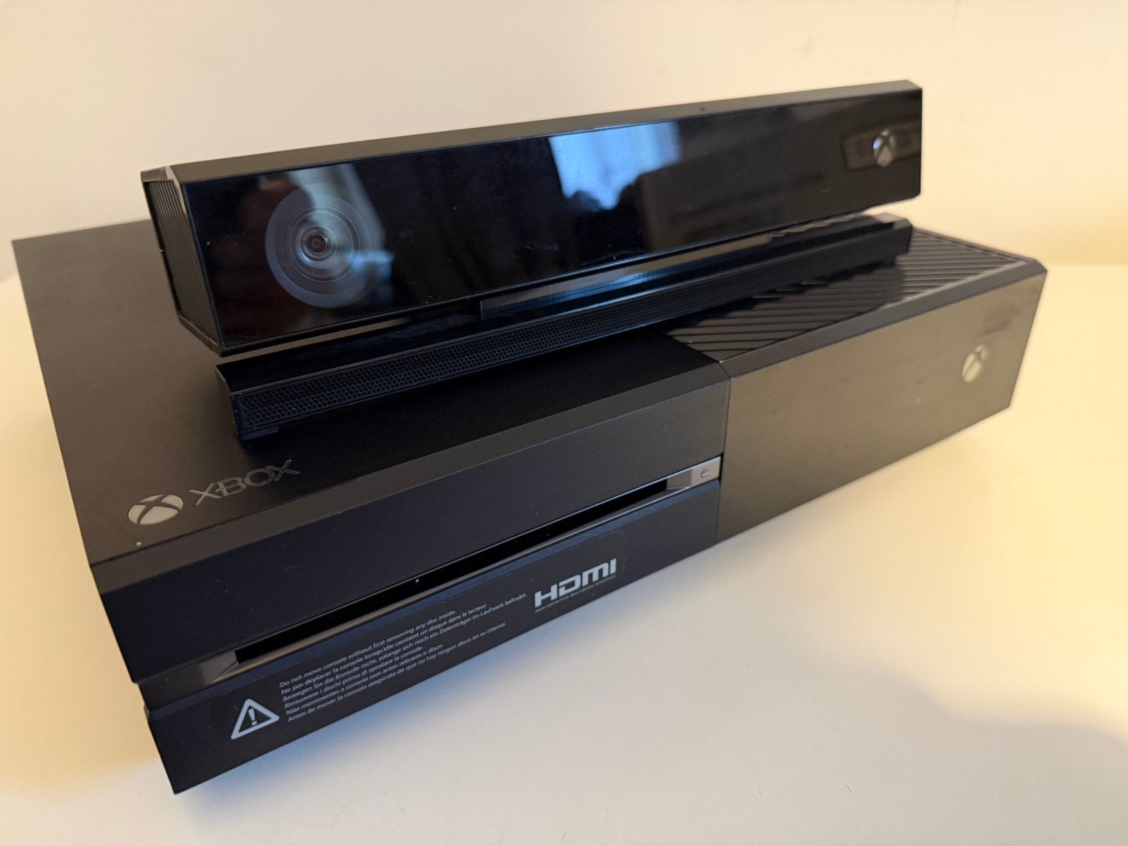 Xbox One 1 To  + Kinect + Manette – Excellent état, Games en Spelcomputers, Spelcomputers | Xbox One, Gebruikt, Xbox One, Ophalen of Verzenden