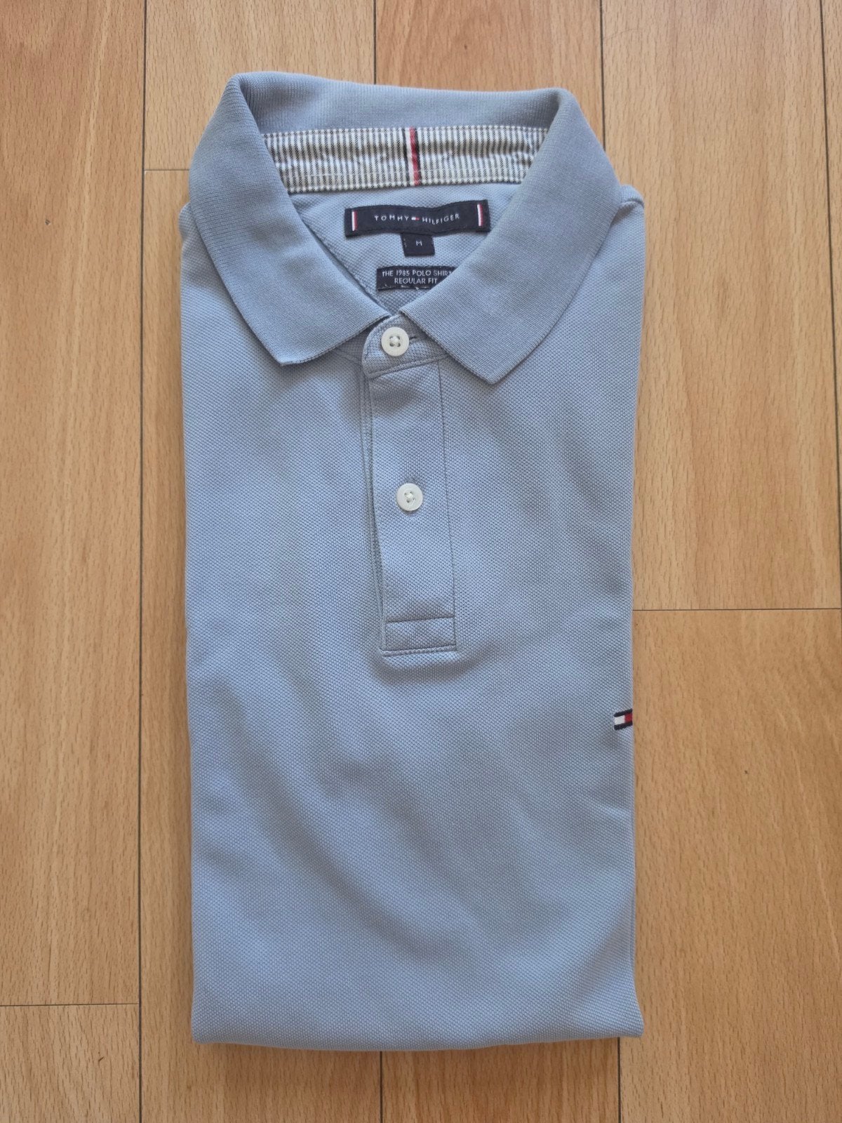 Lichtgrijs poloshirt van Tommy Hilfiger — Regular Fit — Maat, Ophalen of Verzenden, Grijs