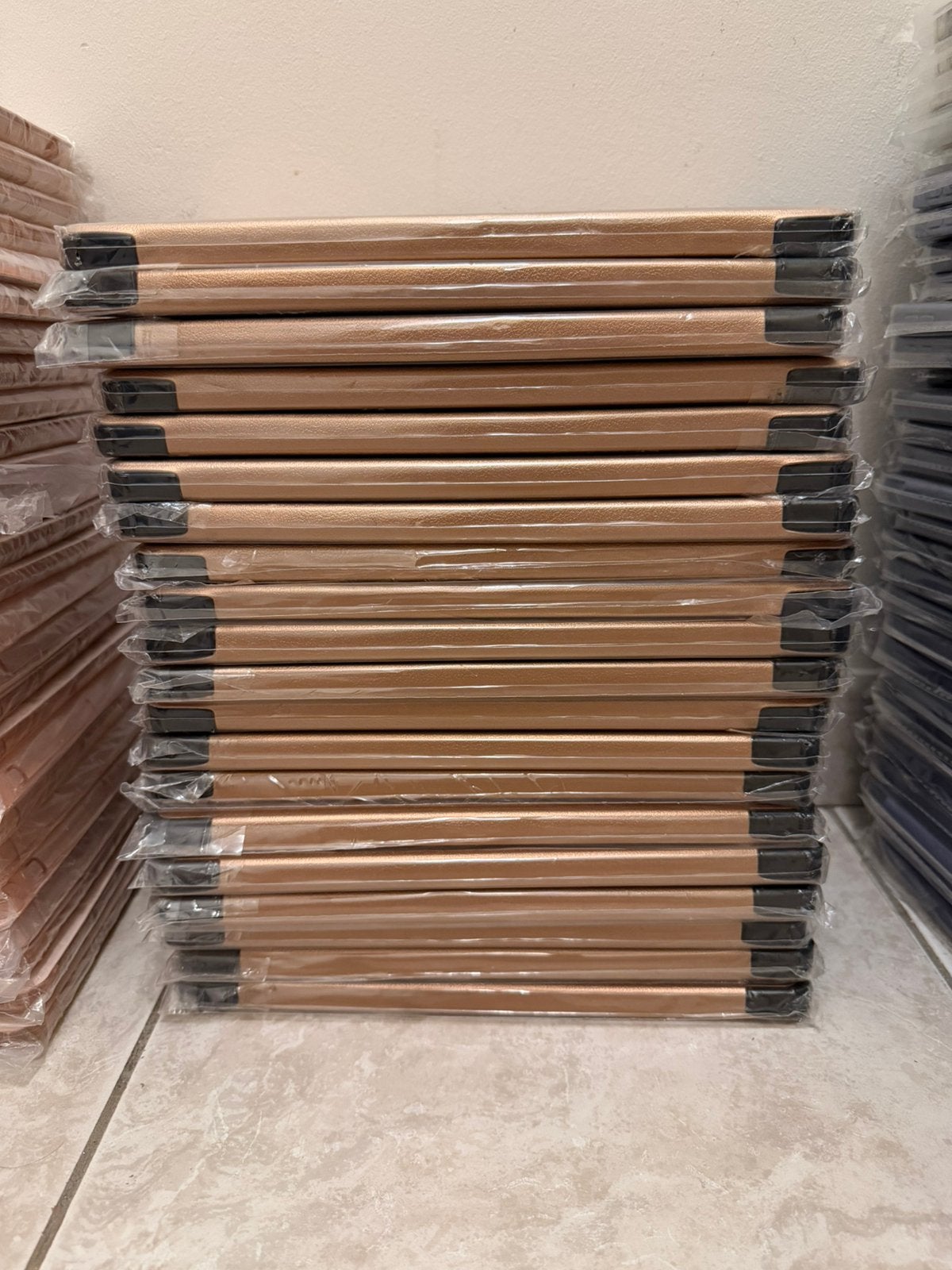20 coques de tablette Samsung galaxy Tab s7 rose., Computers en Software, Tablet-hoezen, Ophalen of Verzenden, Zo goed als nieuw