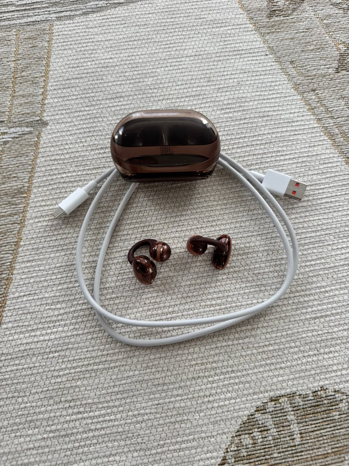 Écouteurs Bluetooth - JBL Clips, Audio, Tv en Foto, Hoofdtelefoons, Zo goed als nieuw, Over oor (circumaural), Draadloos, Ophalen