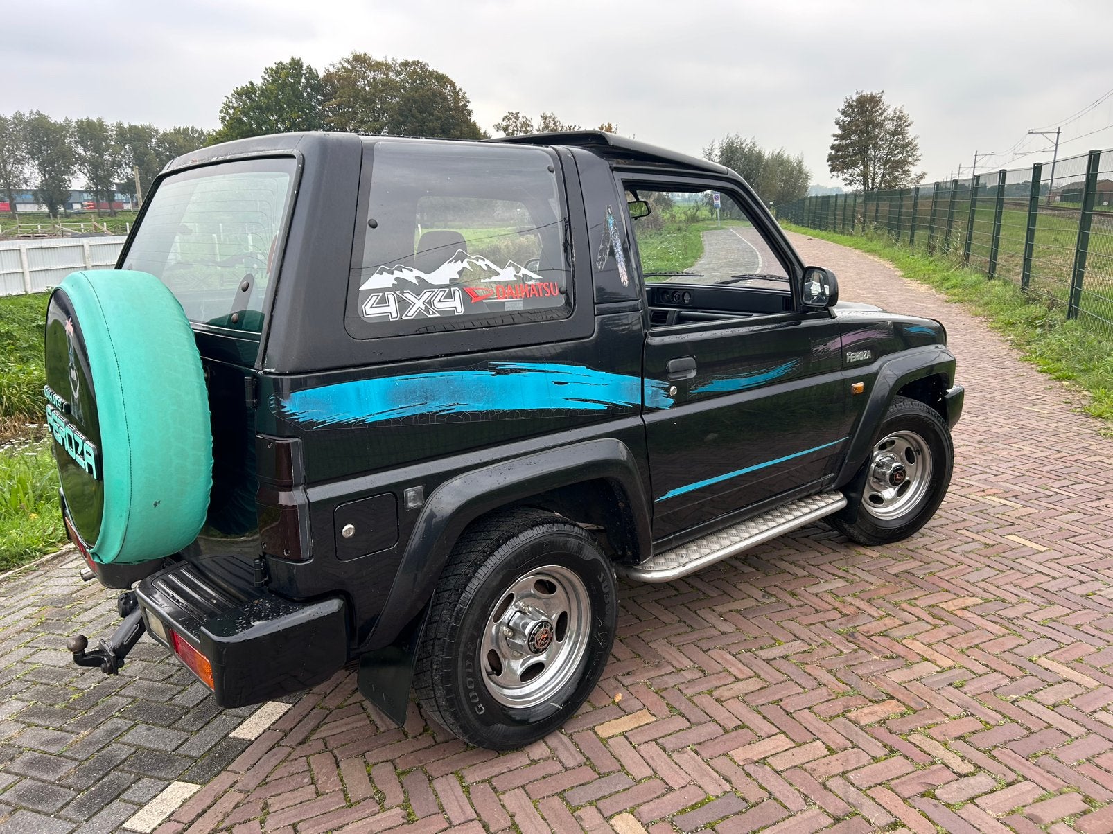 Daihatsu Feroza 1.6 Zwart, Auto's, Feroza, Stof, 4 cilinders, 1600 cc
