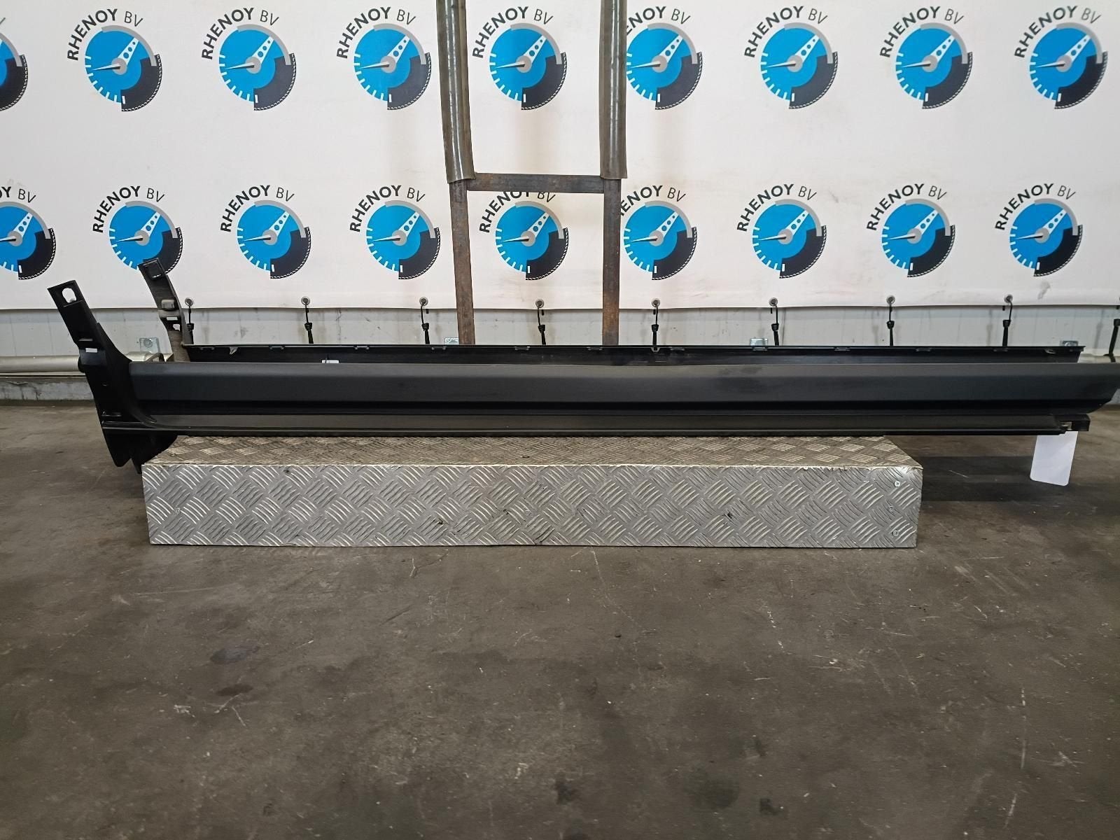 Ford kuga skirt / dorpel set 2019 t/m 2026, Gebruikt, -, Ophalen of Verzenden, Ford