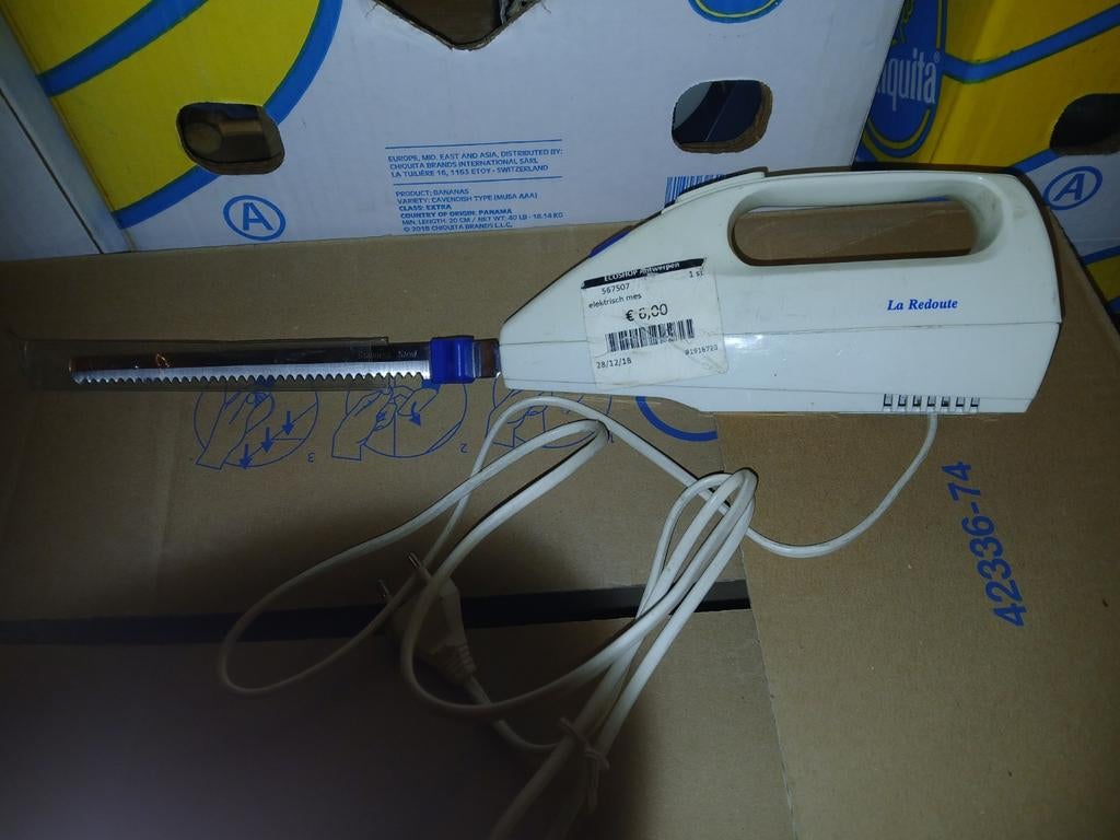Electrisch mes, Elektronische apparatuur, Ophalen
