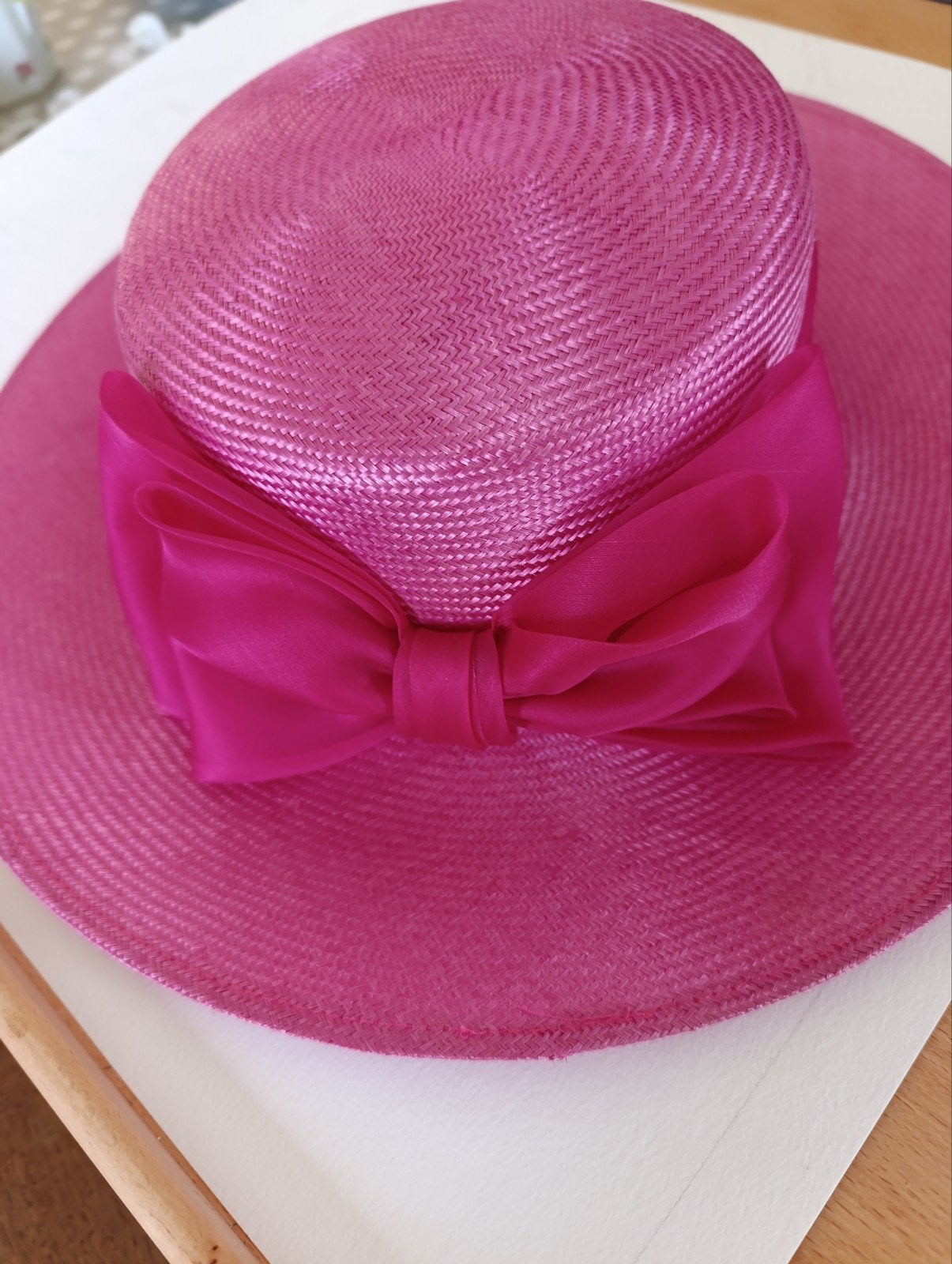 Chapeau cérémonie, Enlèvement, Chapeau