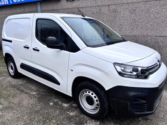 Citroën Berlingo 1.5D 56KW €11.000 + BTW (bj 2020), 4 deurs, Gebruikt, Euro 6, 4 cilinders