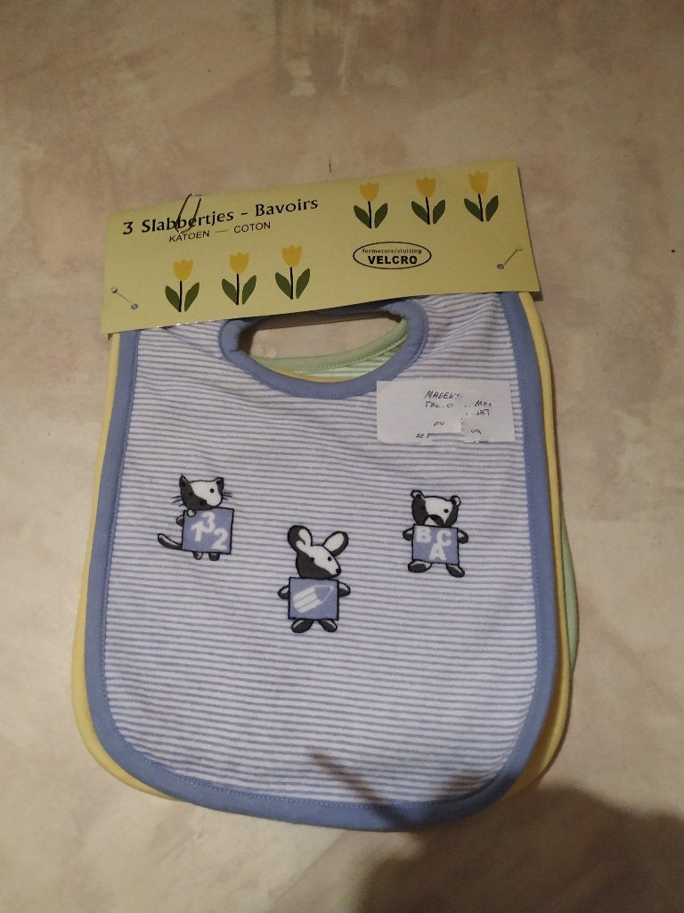 splinternieuw set van 3 slabbetjes voor de baby, Ophalen of Verzenden, Nieuw