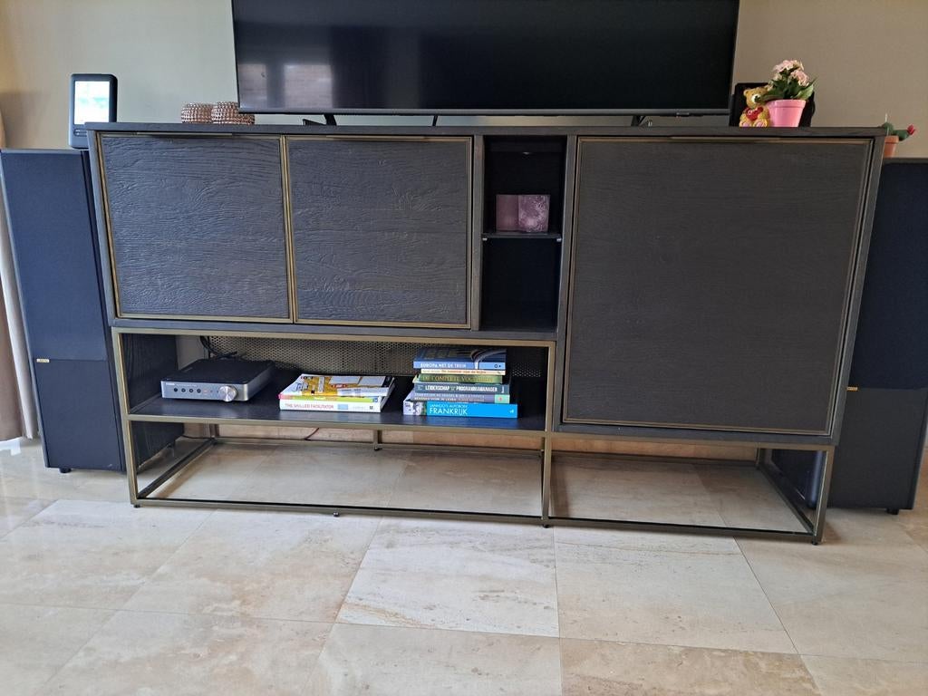 Donkerbruine kast Henders & Hazel 160 x 42 x 88, Ophalen