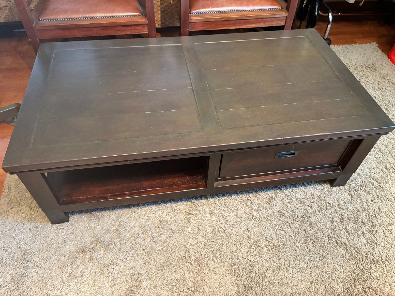 Salontafel massief hout 130x70 met schuiflade, Huis en Inrichting, Ophalen, Gebruikt, 100 tot 150 cm, Koloniaal