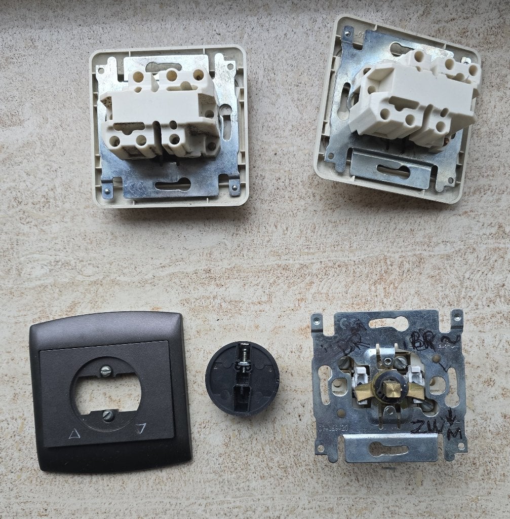Allerlei elektriciteit = Transfo - bellen - parlofoon enz, Elektronische apparatuur, Ophalen