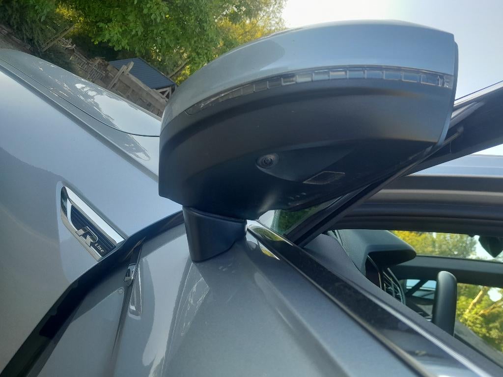 Tiguan R-line 2021 7 place, Autos, Volkswagen, Cuir, Argent ou Gris, Achat, Euro 6