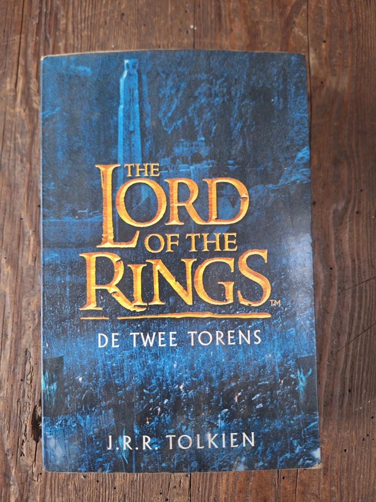 J.R.R. Tolkien - 2 Les Deux Tours, filmé par la télévision, Livres, Enlèvement ou Envoi, J.R.R. Tolkien