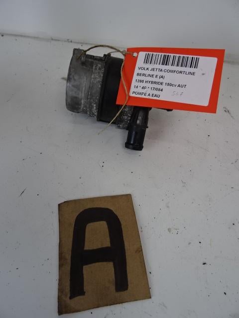 POMPE A EAU Volkswagen Jetta IV (162 / 16A) (7P0965567), Volkswagen, Mevr. I. Hauben, Utilisé, Rue de l'Espoir 34 34
4030  GRIVEGNÉE, BE