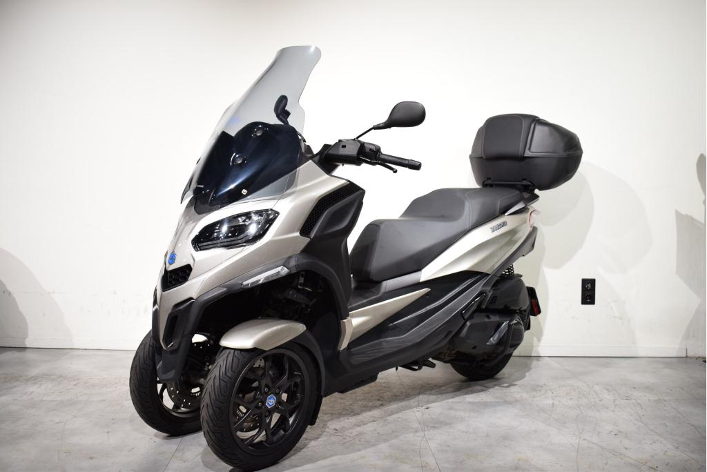 Piaggio MP3 400 HPE | 2024 | 14.000km, Motoren, Piaggio & C. SpA, Viale Rinaldo Piaggio, 25, 56025 Pontedera PI, Italië, 399 cc