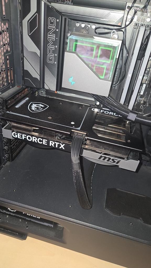 MSI NVIDIA GeForce RTX 5070 12G VENTUS 2X OC - 12GB GDDR7, Ophalen of Verzenden