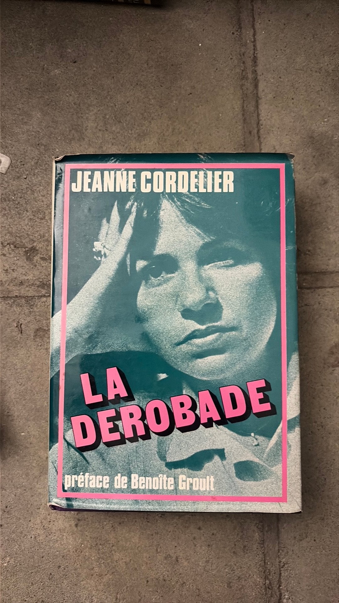 Livre à vendre, Enlèvement ou Envoi, Comme neuf