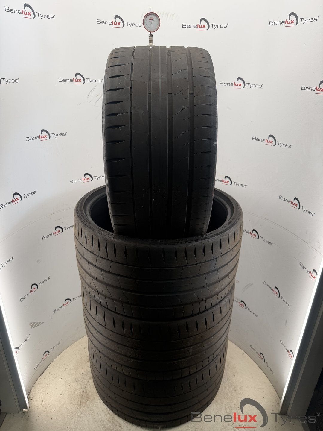 315/25ZR23 315/25R23 315/25 ZR23 R23 315/25/23 3152523 X5 X6, Gebruikt, -, -, Overige maten