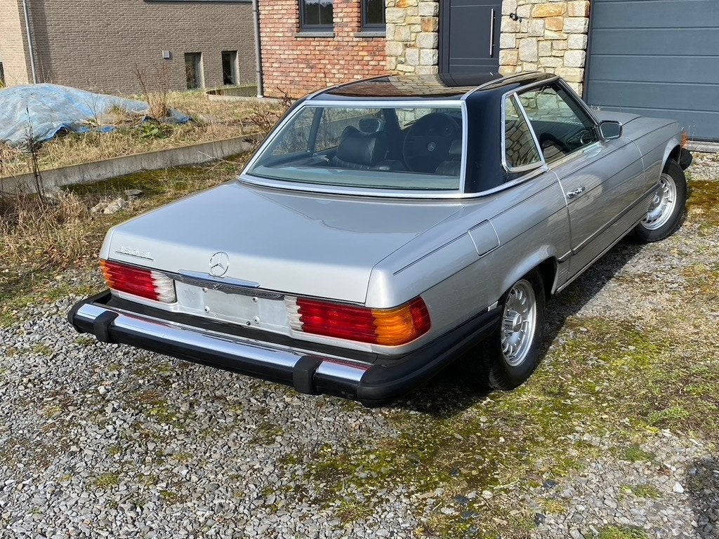 Mercedes 450 SL, foto 2