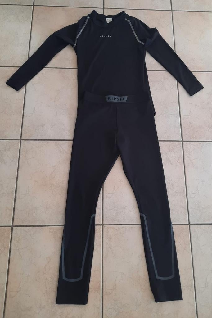 Zwarte thermische longsleeve en broek Kipsta mt 140 of 10 j, Ophalen of Verzenden, Zo goed als nieuw, Kipsta, Broek