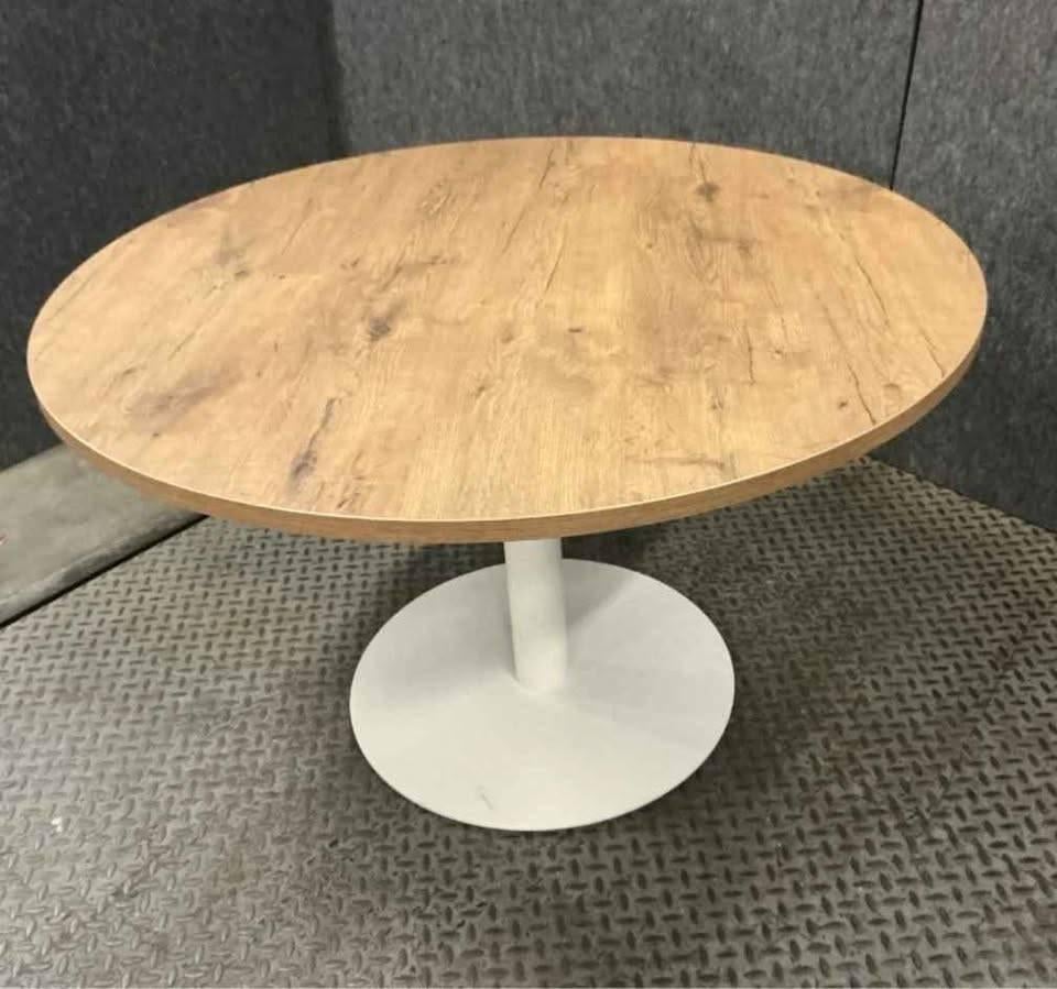 Mooie ronde tafel 120cm diameter, Ophalen, Gebruikt, Rond, 100 tot 150 cm