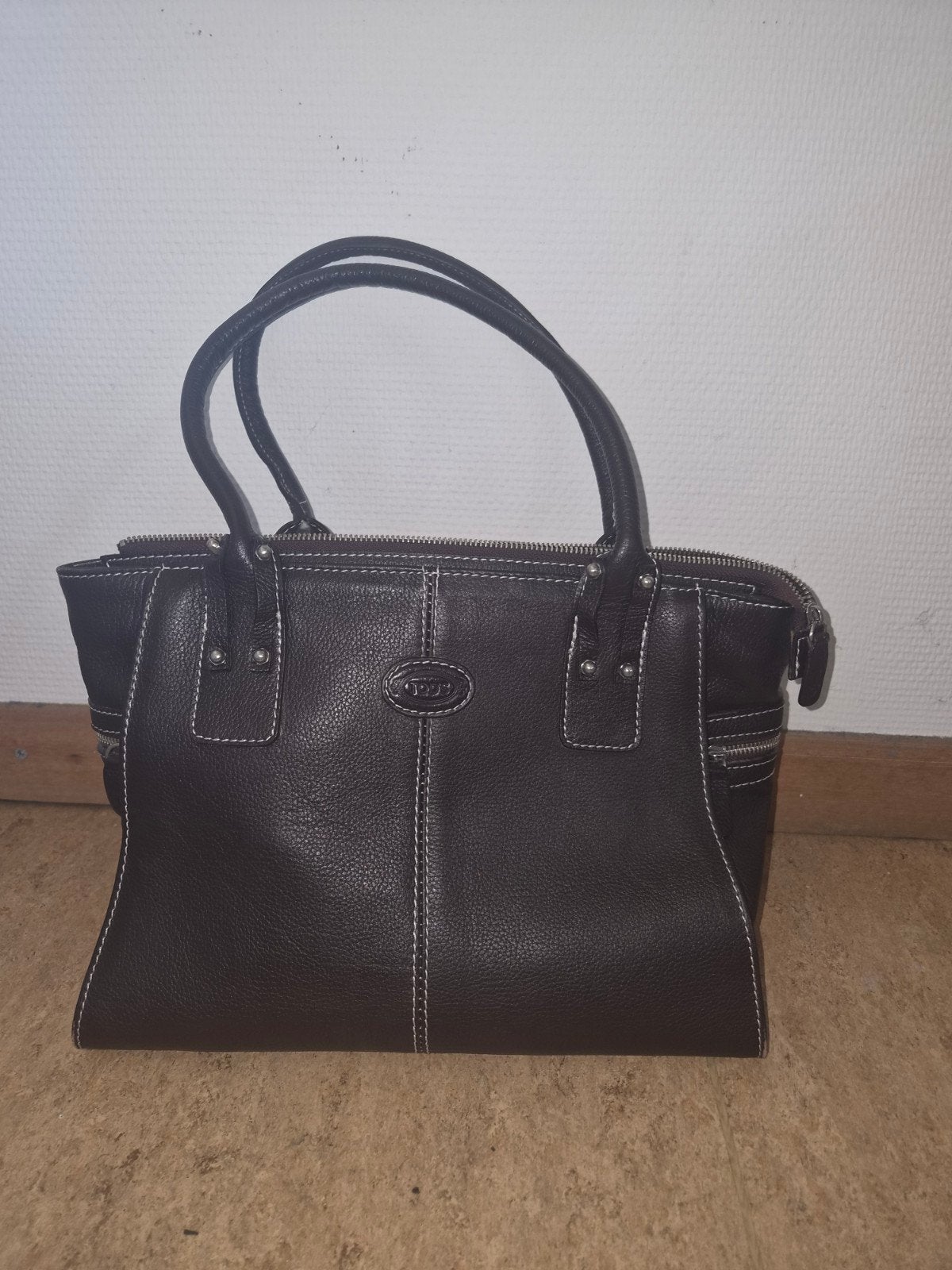 tod's leder handtas, Ophalen, Handtas