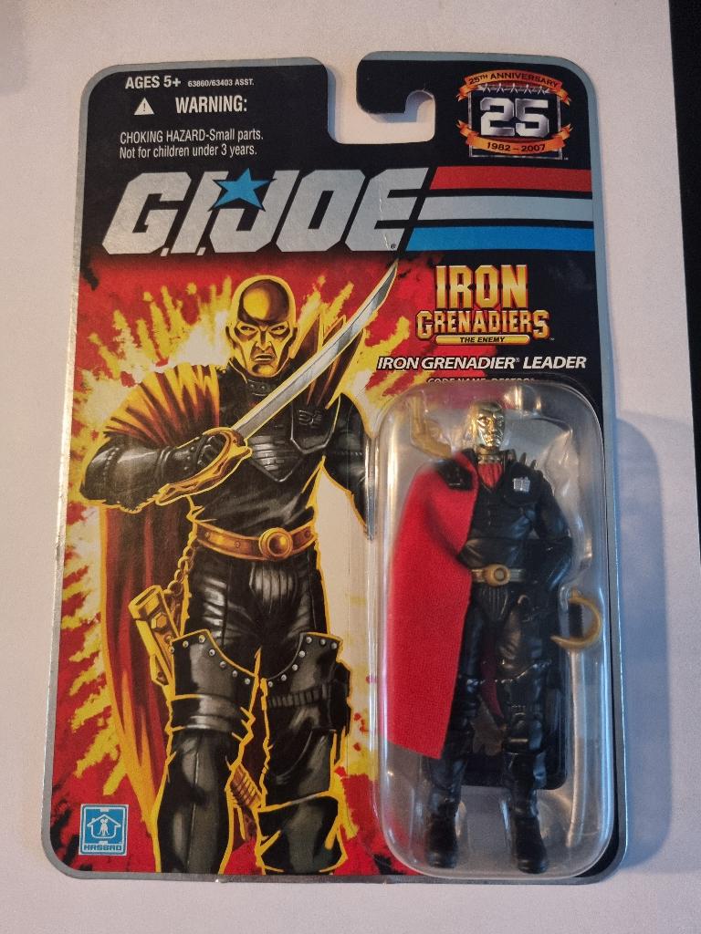 GI Joe Cobra Iron Grenadiers 25th 2007 on card, Verzamelen, Ophalen of Verzenden, Nieuw
